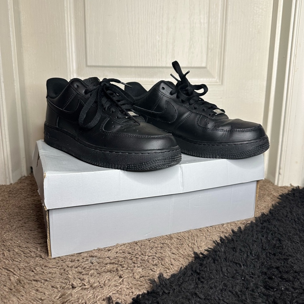 Nike Air Force 1 '07 'Triple Black'